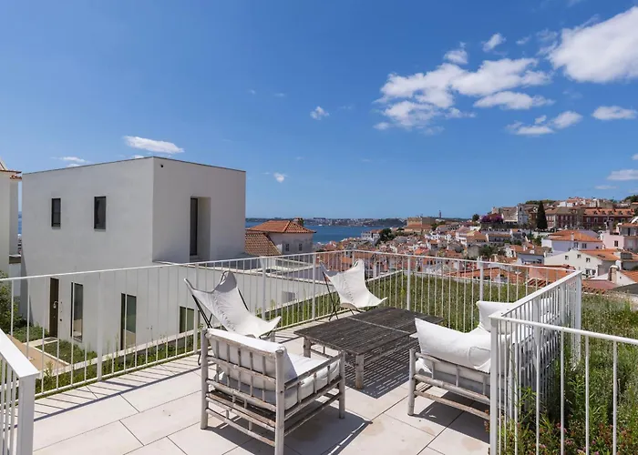 Hidden Alfama Luxury Flat By Lovelystay